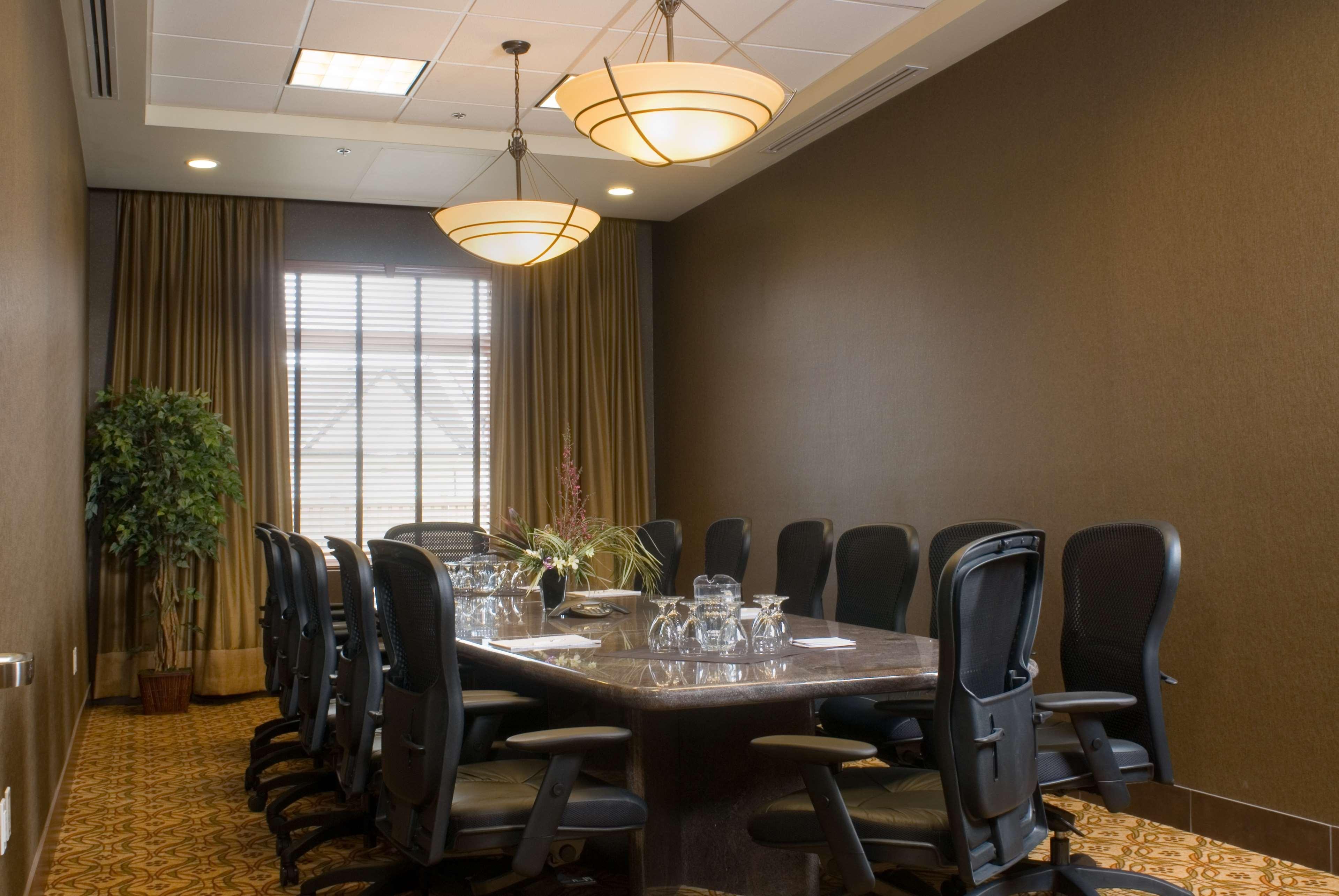 Best Western Sunrise Inn & Suites Stony Plain Екстериор снимка